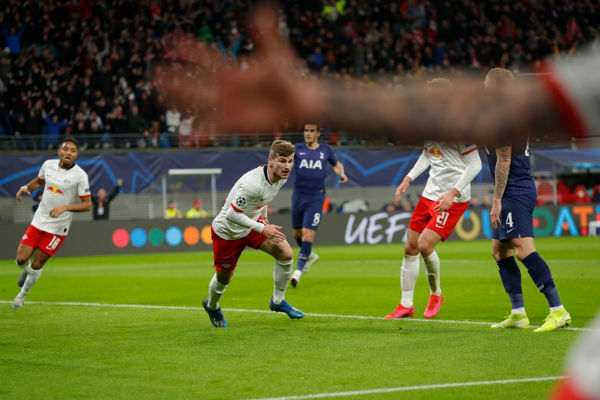 Trực tiếp bóng đá RB Leipzig - Tottenham: "Gà trống" sụp đổ - 18