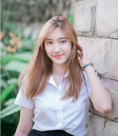 "Thành quả của tớ sau khi sử dụng 1 lọ Nacurgo giá 98.000 đ đấy"