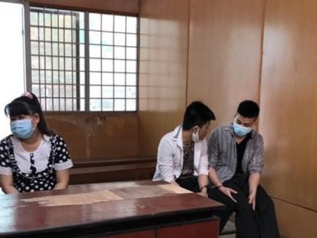 Pháp luật - Chủ cơ sở massage ở quận 7 bán vé giá 1,2 triệu đồng cho khách muốn "tới Z"