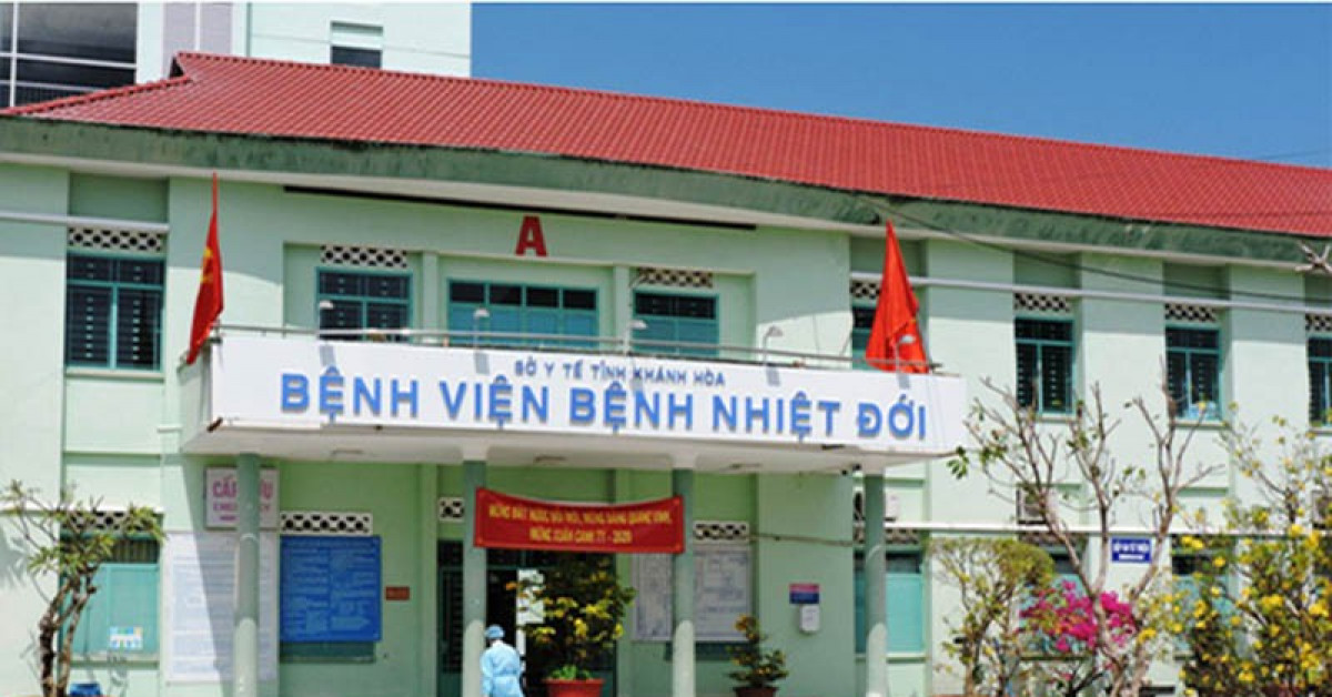 Cách ly một cô dâu trong ngày cưới