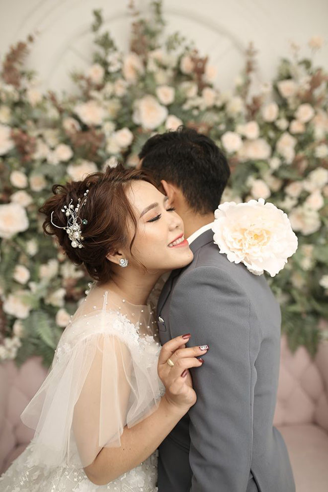 Cặp đôi Bình Thuận mời xong 700 khách vẫn phải hoãn cưới vì dịch Covid-19 - 2