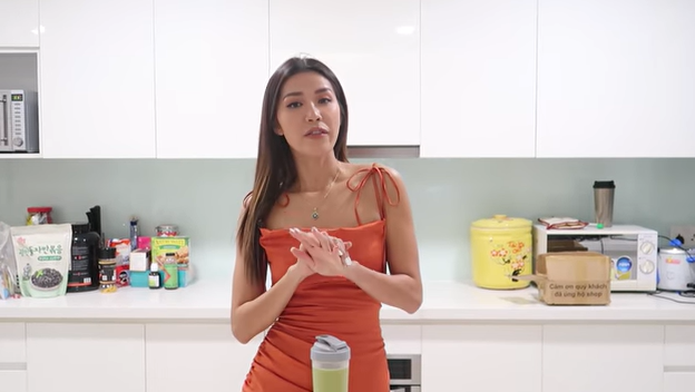 Video: Minh Tú chia sẻ lý do bị công an phường gõ cửa hôm 8/3