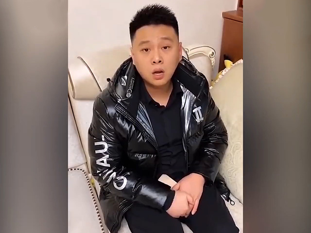 Video Clip Cười - Đàn ông trên thế gian cảm ơn chàng trai "dũng cảm" nhất hành tinh