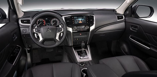 Mitsubishi triton 2020 có phiên bản giá rẻ từ 379 triệu đồng