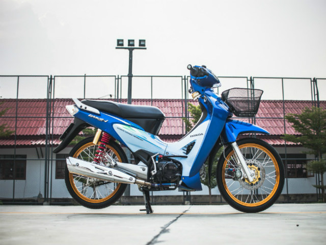 Ngắm Honda Wave 125i lên phuộc Showa, phanh Brembo và nhiều đồ cực chất