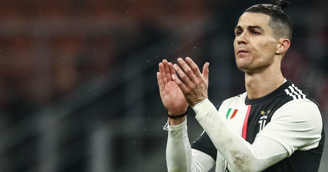 Ronaldo vừa cán mốc 1000 trận đấu trong sự nghiệp khi cùng Juventus thắng Inter Milan 2-0 ở trận đá bù vòng 26 Serie A