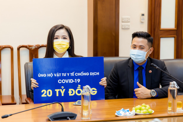 Mai Phương Thúy đại diện công ty trao 20 tỷ ủng hộ chống dịch Covid-19 - 2