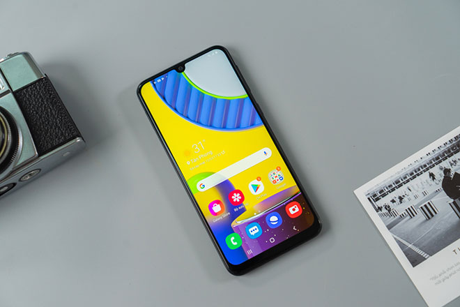 Bạn được sở hữu Galaxy M31 với giá ưu đãi chỉ 5,79 triệu đồng khi đặt trước sản phẩm tại FPT Shop từ nay đến 20/3