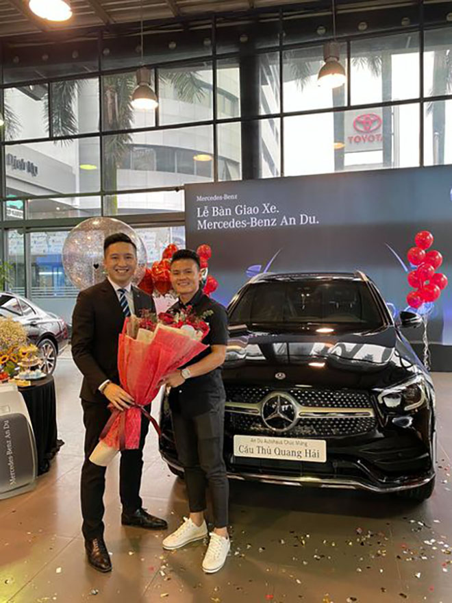 Cầu thủ Quang Hải tậu Mercedes-Benz GLC 300 4Matic mới 2,4 tỷ đồng - 3