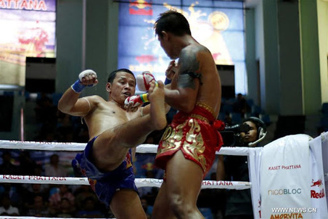 Võ Lethwei của Myanmar, tay đấm bị knock-out sẽ không đếm thời gian mà cho thêm 2 phút hồi phục