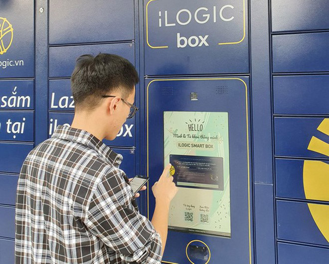 Sáng kiến “giao hàng không tiếp xúc” qua tủ khóa thông minh của Lazada có thể giúp hạn chế lây lan trong mùa dịch