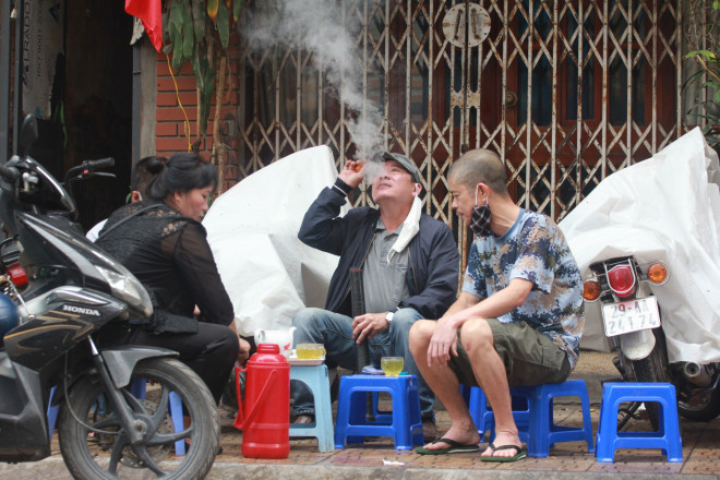 Cuộc sống người dân ở phố Trúc Bạch đã trở lại gần như bình thường sau 14 ngày cách ly