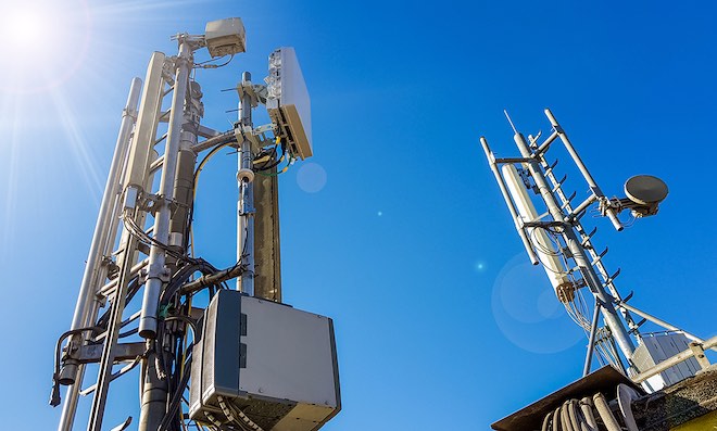Các trạm phát sóng di động 4G LTE có thể trở thành trạm lai 5G chỉ với các cập nhật phần mềm.