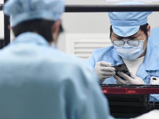 Thế giới - Khó khăn bủa vây các nhà máy Trung Quốc kể cả khi đã kiểm soát dịch Covid-19