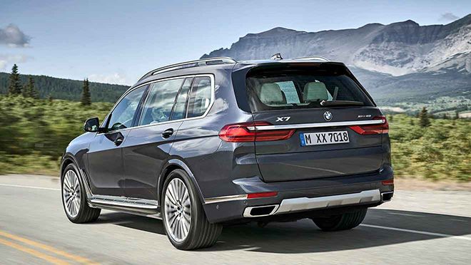 SUV hạng sang BMW X7 giảm giá 350 triệu đồng - 3