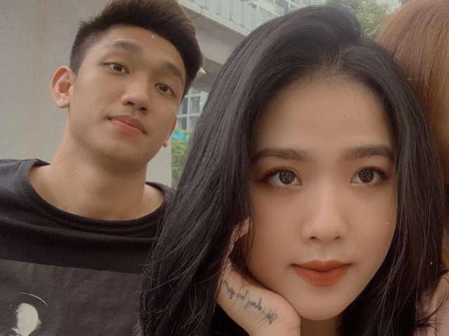 Đời sống Showbiz - Quang Hải vừa quay lại với Nhật Lê, "bạn gái hot girl" một thời liền có động thái lạ