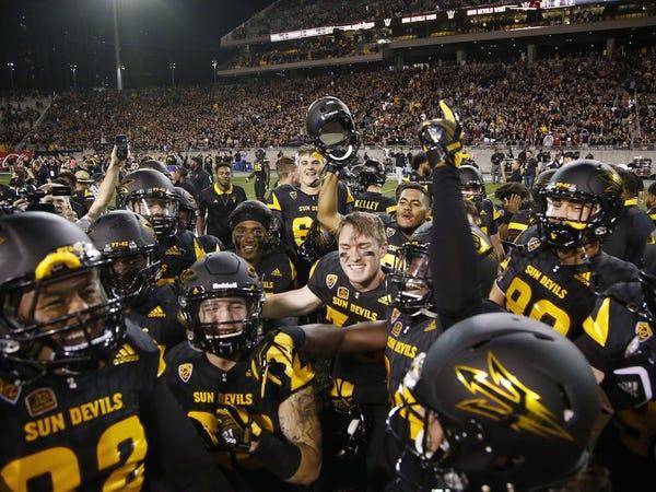 Đại học bang Arizona cho biết đã chuyển sáng học trực tuyến từ ngày 16 đến 27/3.