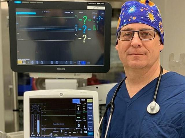 Thế giới - Bác sĩ Canada nghĩ ra cách tăng gấp đôi khả năng cứu sống bệnh nhân Covid-19 phải thở máy