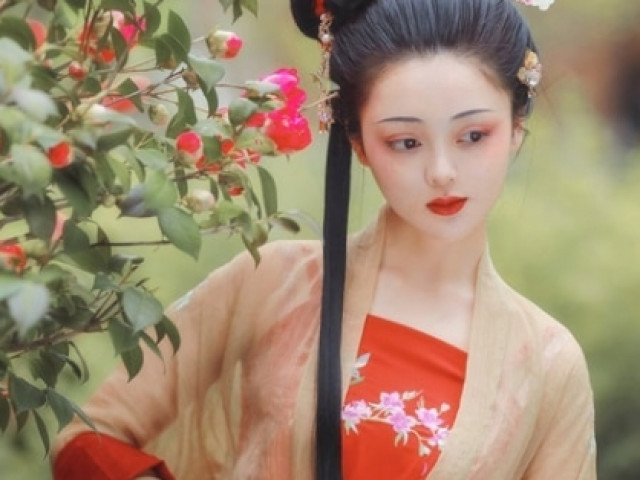 Bạn trẻ - Cuộc sống - Xót xa với sự trừng phạt mà phụ nữ thời xưa phải chịu khi "ăn cơm trước kẻng"