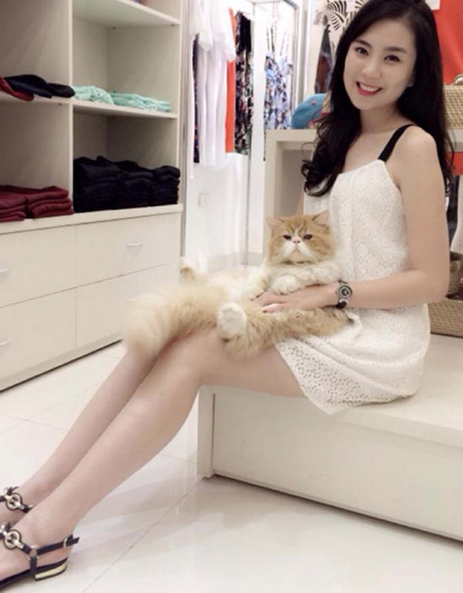 Bên cạnh công việc dẫn chương trình, Mai Ngọc còn sở hữu cửa hàng thời trang, tiệm bánh và cà phê riêng.