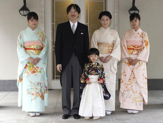 Không phải Covid-19, đây mới là nguyên nhân khiến Công chúa Nhật Bản trì hoãn đám cưới trong suốt 2 năm - 2