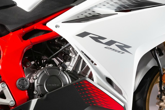 NÓNG: 2020 Honda CBR250RR mạnh 41 mã lực, kình nhau với Kawasaki ZX25R - 2