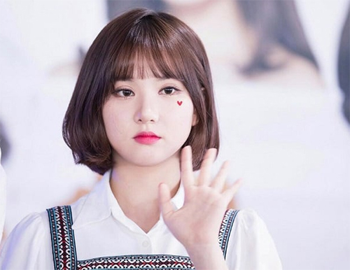 Những kiểu tóc ngắn uốn cụp phù hợp với mọi gương mặt đẹp nhất 2021 - 6