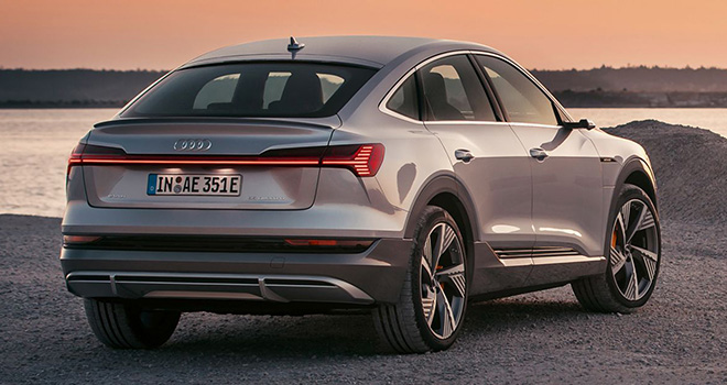 Audi Q5 Sportback 2020 sắp trình làng, cạnh tranh BMW X4 và GLC Coupe - 1