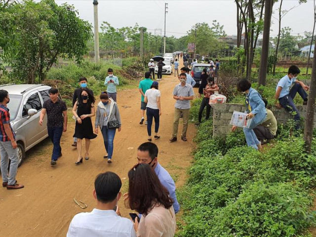 Đất Thạch Thất, Hà Nội tăng từng giờ: Cẩn trọng cơn sốt ảo