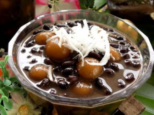 Ẩm thực - Cách làm chè đậu đen bột nếp đơn giản mà ngon miễn chê