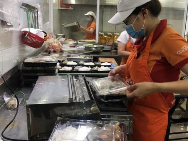 Thị trường - Tiêu dùng - TP.HCM lên kịch bản cung cấp thực phẩm khi 500 người nhiễm bệnh, 40.000 người phải cách ly