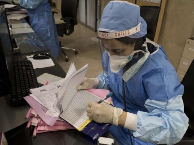 Nữ y tá Italia làm điều dại dột nhất khi biết bị nhiễm Covid-19