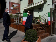 Thế giới - Số ca tử vong vì Covid-19 ở Italia tăng mạnh, tổng số người nhiễm tiệm cận TQ