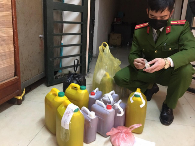 Tang vật trong vụ lừa đảo