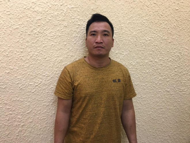 Bùi Văn Huân tại cơ quan công an