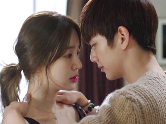 Bạn trẻ - Cuộc sống - Sinh nhật bạn gái, chàng trai bất ngờ xuất hiện và phát hiện sự thật tàn nhẫn