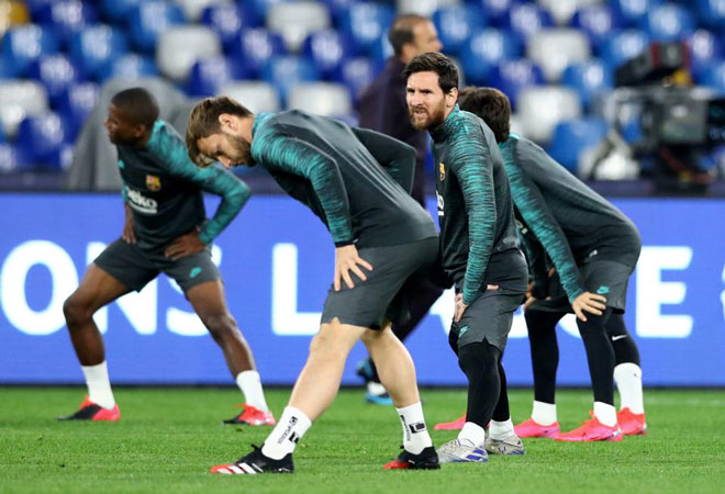 Messi cùng các đồng đội không đồng ý giảm 70% lương theo yêu cầu của Barcelona
