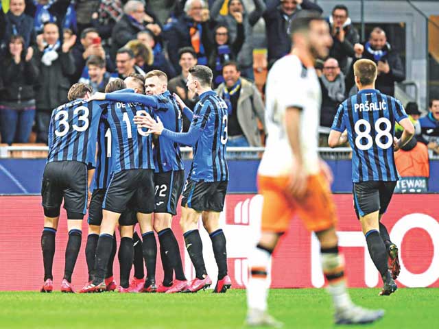 Atalanta gây bất ngờ ở trận đấu chơi trên sân San Siro