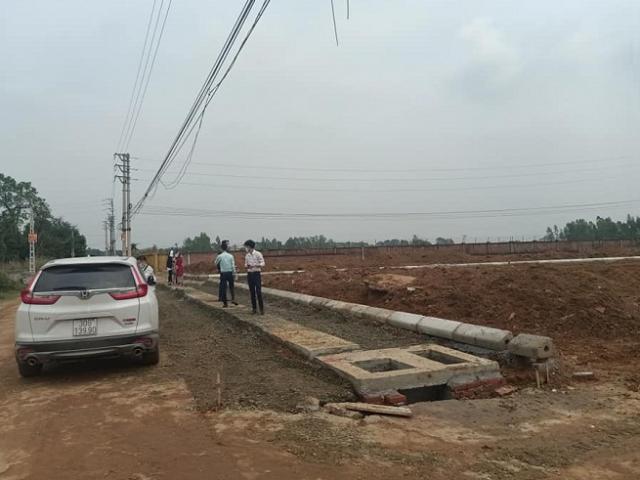 Kinh doanh - Đất Thạch Thất tăng từng giờ giữa dịch Covid-19: Chuyện kể của người trong cuộc