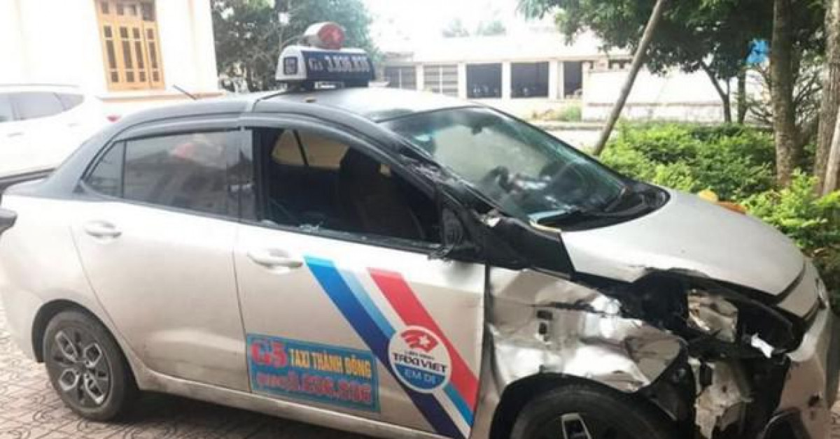 Pháp luật - Bị vây bắt, đối tượng buôn bán ma túy đâm xe vào công an hòng tẩu thoát