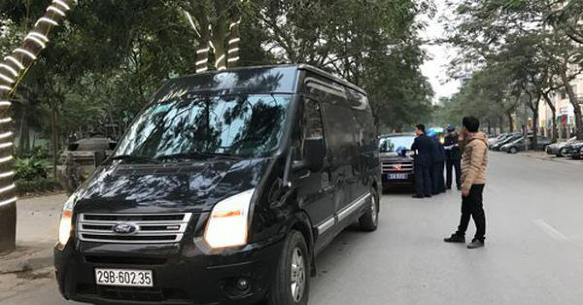 Tin tức trong ngày - KHẨN: Dừng hoạt động xe hợp đồng, xe du lịch đến Hà Nội và TP.HCM để chặn dịch Covid-19