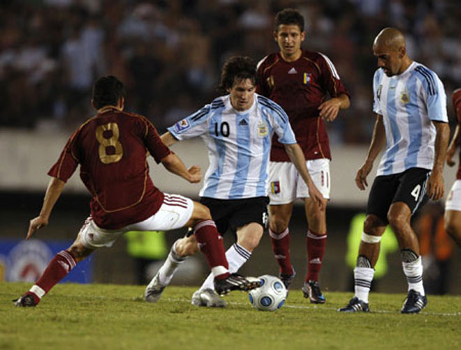 11 năm Messi lĩnh số áo của Maradona: Day dứt ác mộng World Cup - 2