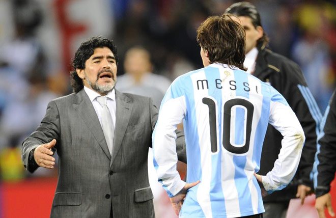 11 năm Messi lĩnh số áo của Maradona: Day dứt ác mộng World Cup - 1