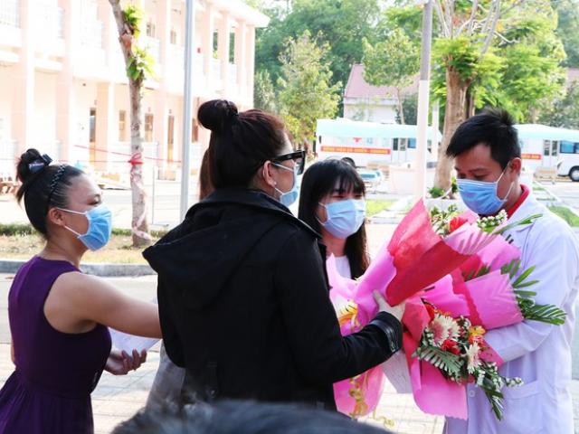 Tin tức trong ngày - 53 bệnh nhân nhiễm Covid-19 đã có kết quả âm tính từ 2-4 lần