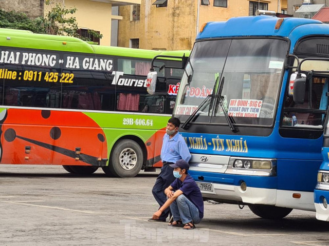 Kinh doanh - Cảnh đìu hiu chưa từng có ở Hải Phòng, cả bến xe chỉ phục vụ 1 khách đường dài