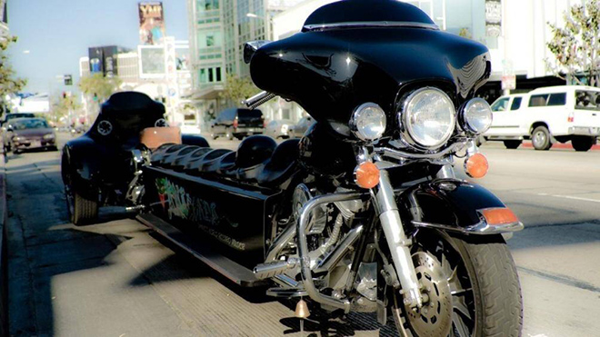 Khám phá chiếc siêu mô tô dài nhất thế giới Harley-Davidson Anaconda Limo - 2