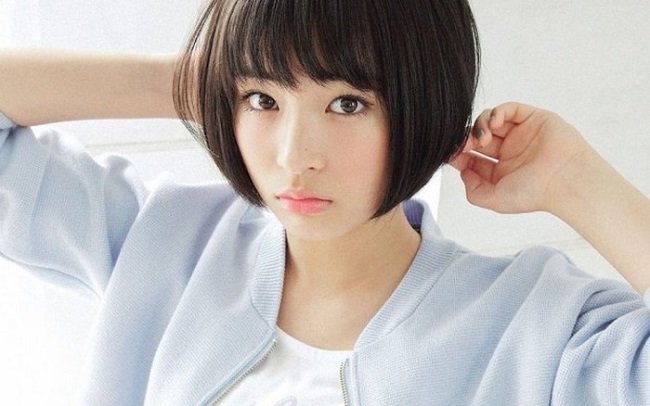 Hirose Suzu &#40;diễn viên - người mẫu 21 tuổi&#41; cũng được bình chọn lọt Top 20 người đẹp Nhật Bản được đàn ông yêu thích nhất.&nbsp;