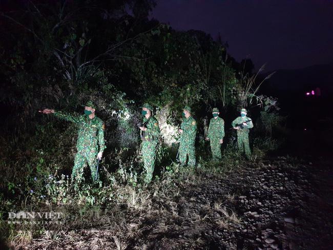 Tuần tra trong đêm tối, rừng rậm là chuyện thường ngày đối với người lính nơi biên giới Quảng Ninh.