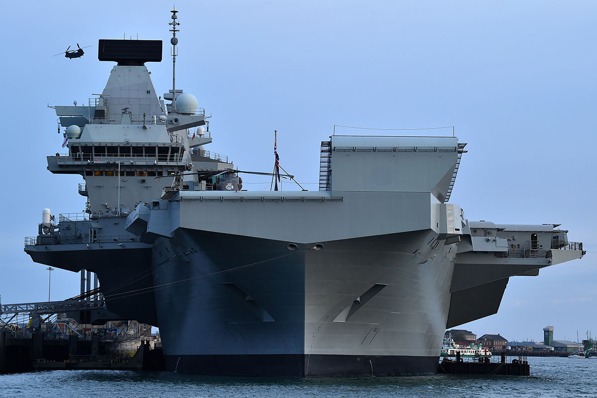 Tàu sân bay HMS Queen Elizabeth của Anh (ảnh: SCMP)
