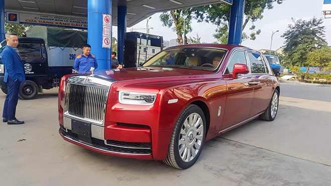 Thêm siêu phẩm Rolls-Royce Phantom thế hệ mới cập bến Việt Nam - 9
